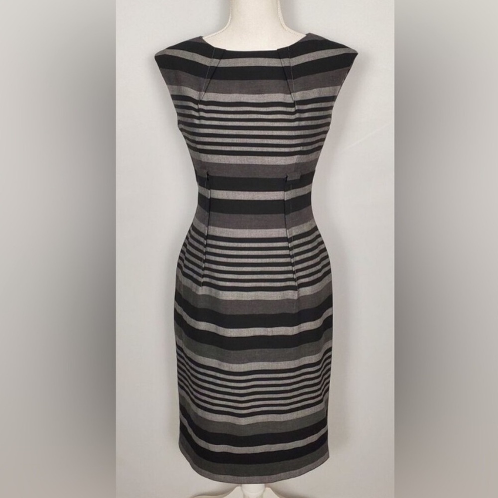 Women’s Striped Sleeveless Midi Knee Length Dress Calvin Klein 12 Black Gray